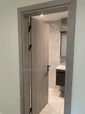 Door Installer