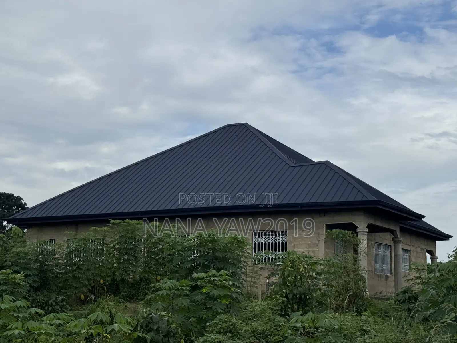 4bdrm House in 4 Bedroom En-Suite, New-Juaben Municipal for sale
