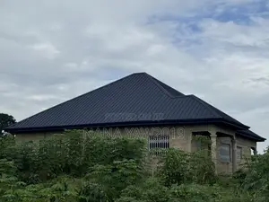 4bdrm House in 4 Bedroom En-Suite, New-Juaben Municipal for sale