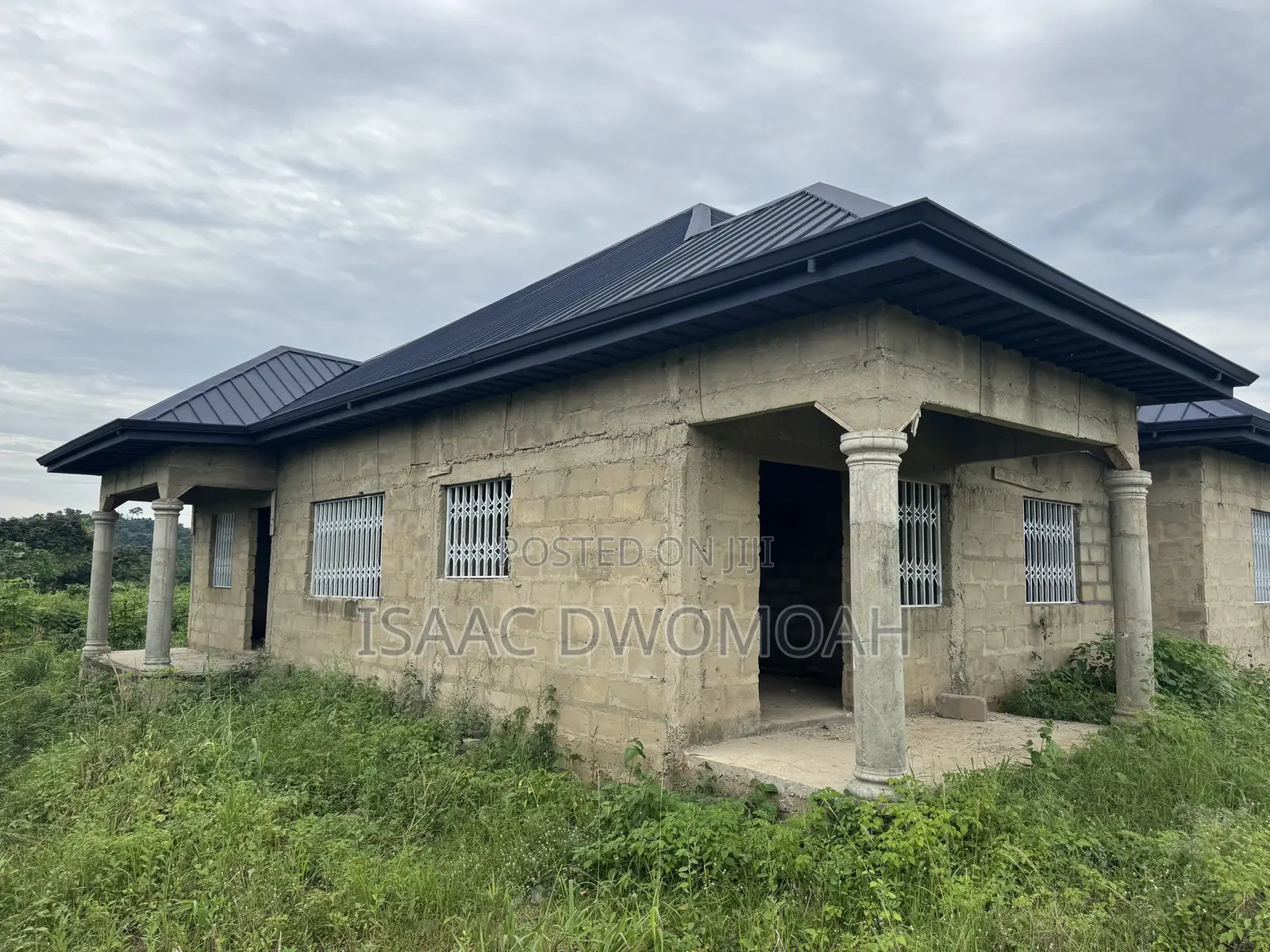 4bdrm House in 4 Bedroom En-Suite, New-Juaben Municipal for sale