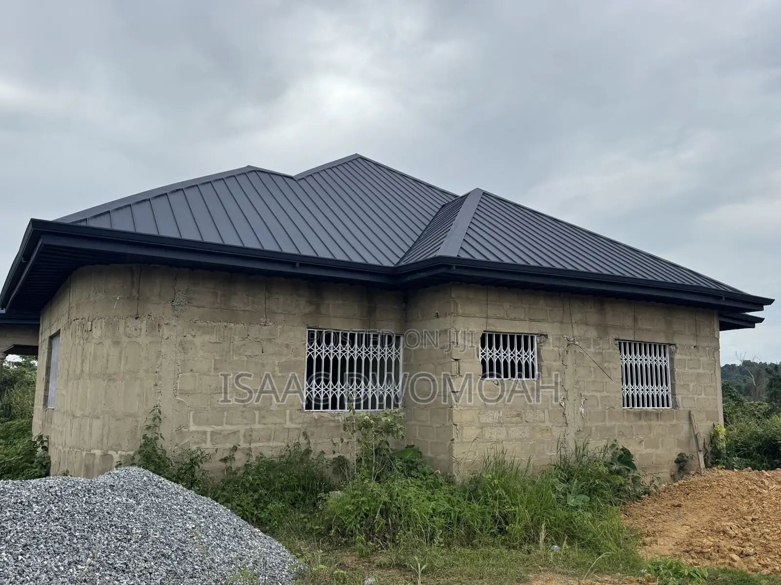 4bdrm House in 4 Bedroom En-Suite, New-Juaben Municipal for sale