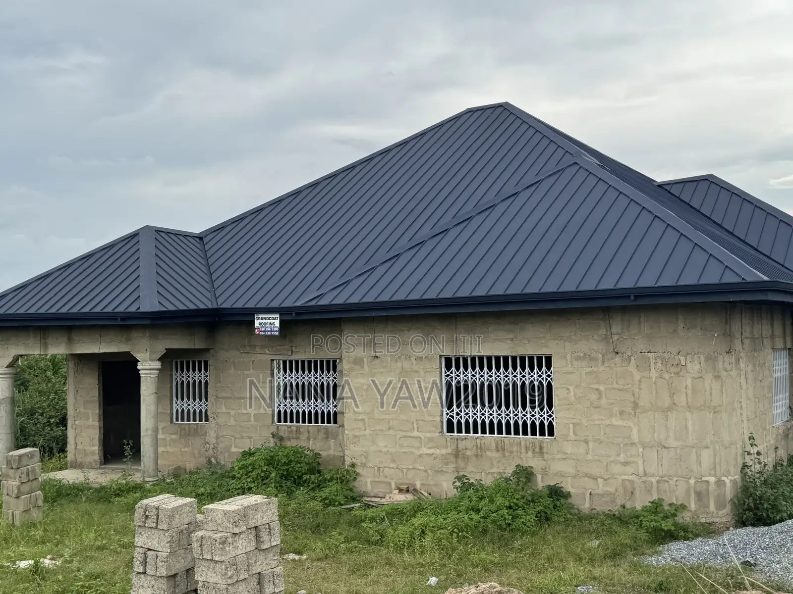 4bdrm House in 4 Bedroom En-Suite, New-Juaben Municipal for sale