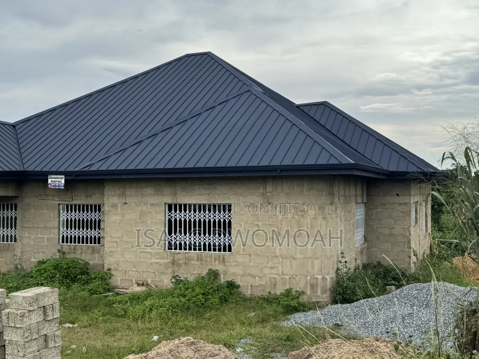 4bdrm House in 4 Bedroom En-Suite, New-Juaben Municipal for sale