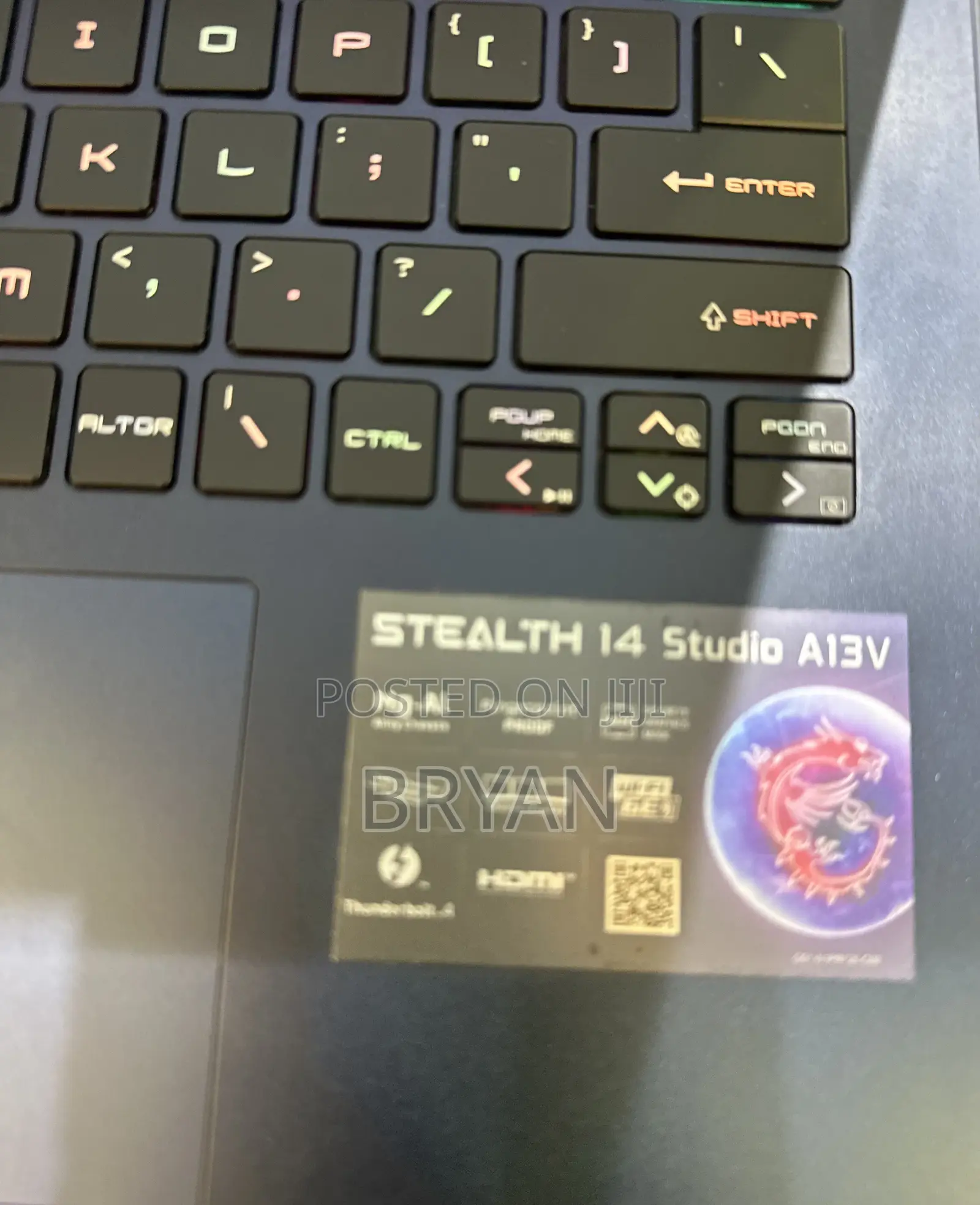 Laptop MSI Stealth 14 Studio A13VF 16GB Intel Core i7 SSD 512GB
