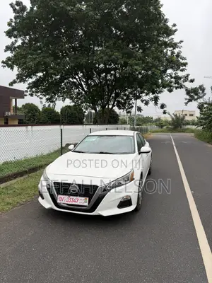 Nissan Altima 2.5 Platinum AWD 2020 White