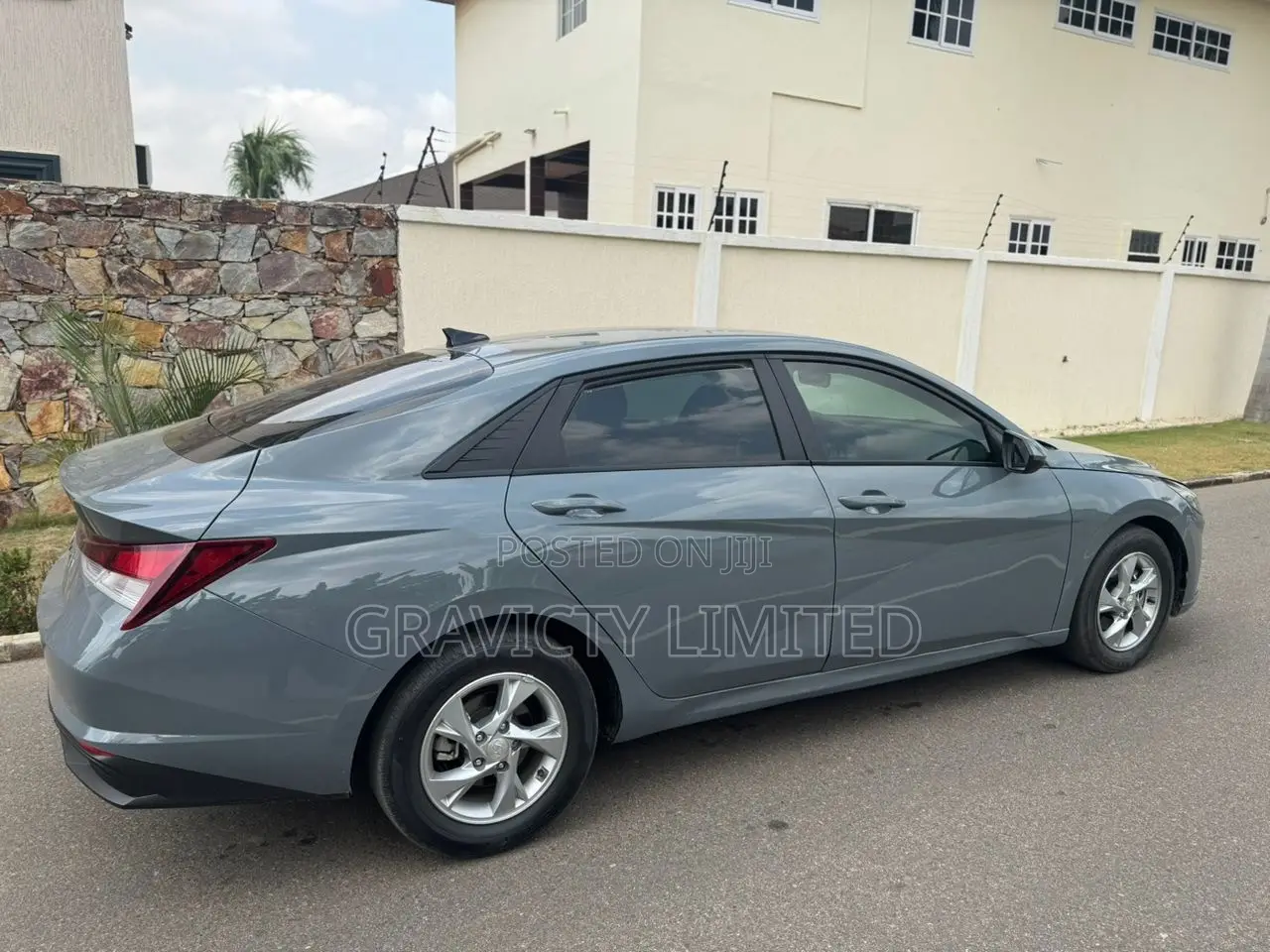 Hyundai Elantra SE 2021 Gray
