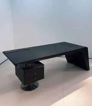 Executive Office Table Spacious and Minimalist(200cm)