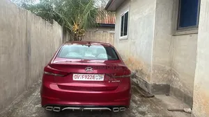 Hyundai Elantra 2018 Red