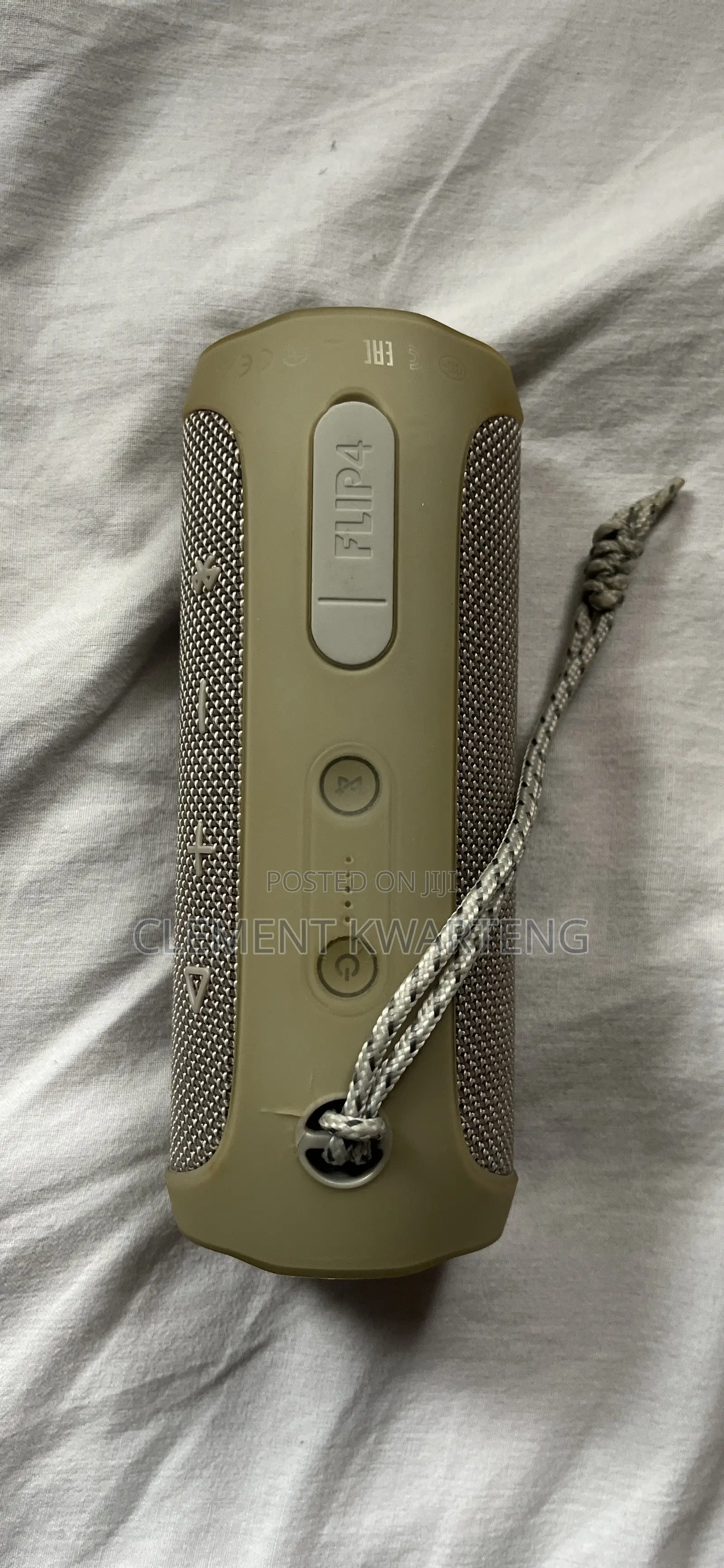 JBL Flip 4 Bluetooth Speaker