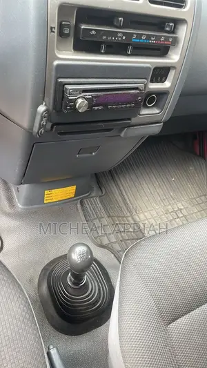 Toyota HiAce 2010 Red