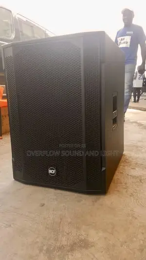 RCF TT-18 Active Bass Speaker (1pair)