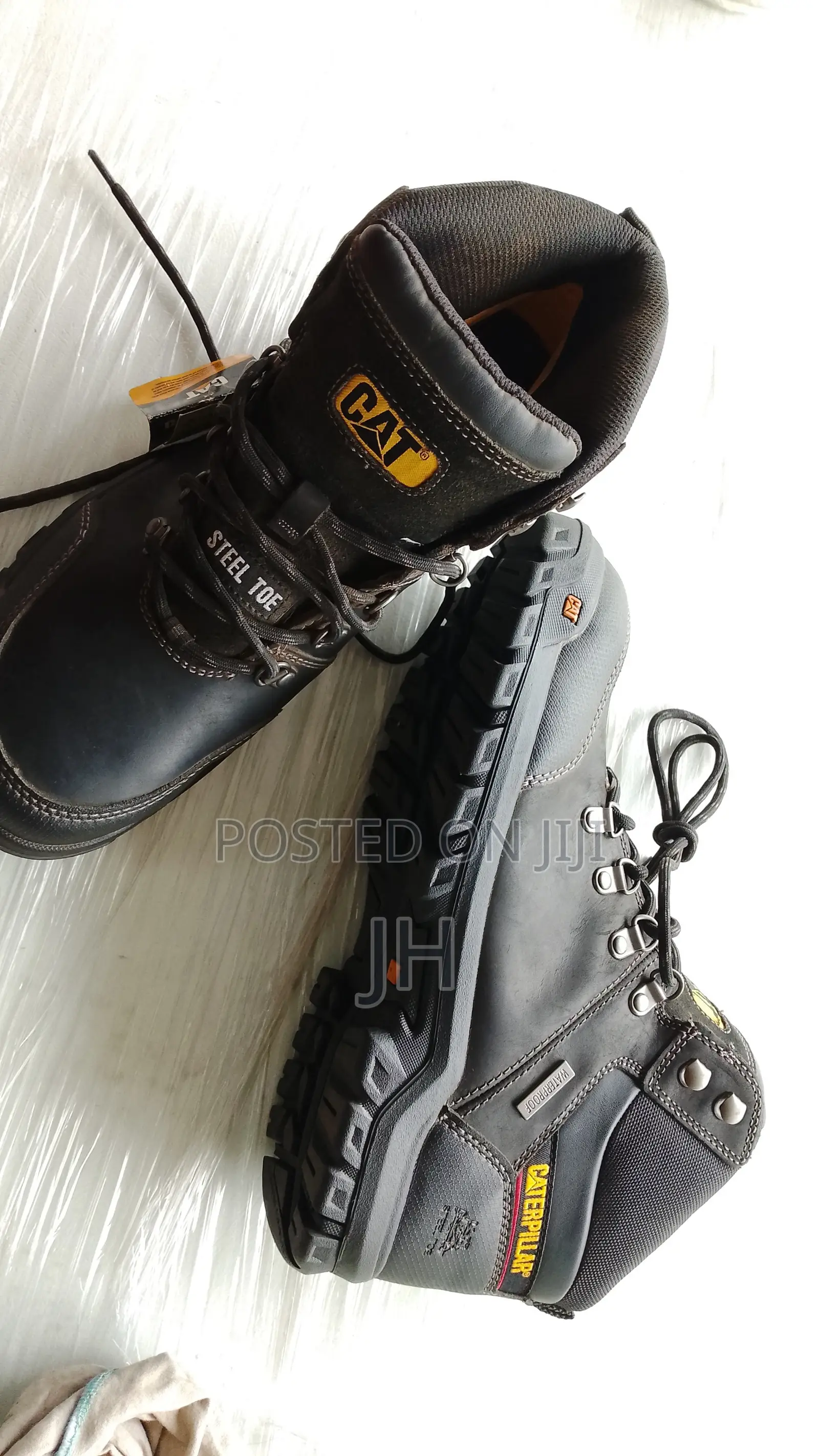 Original CAT Safety Boot