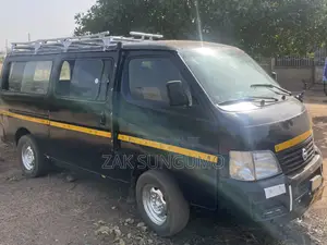 Nissan Civilian 2019