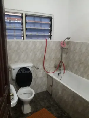 3bdrm House in Achimota, Mile 7 for rent