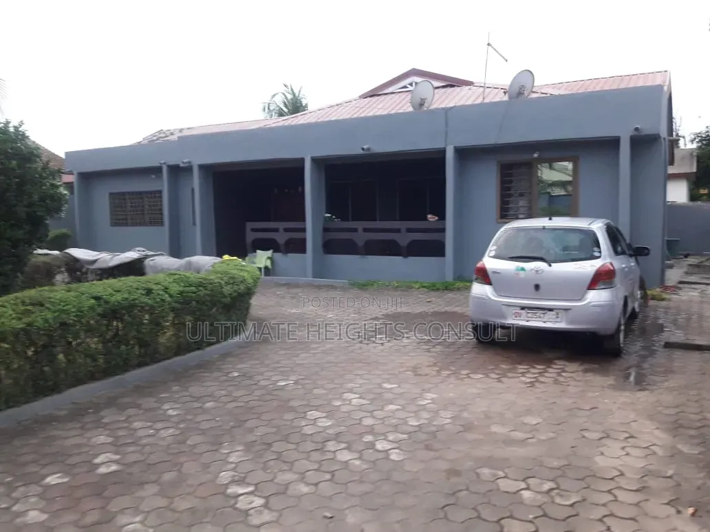 3bdrm House in Achimota, Mile 7 for rent