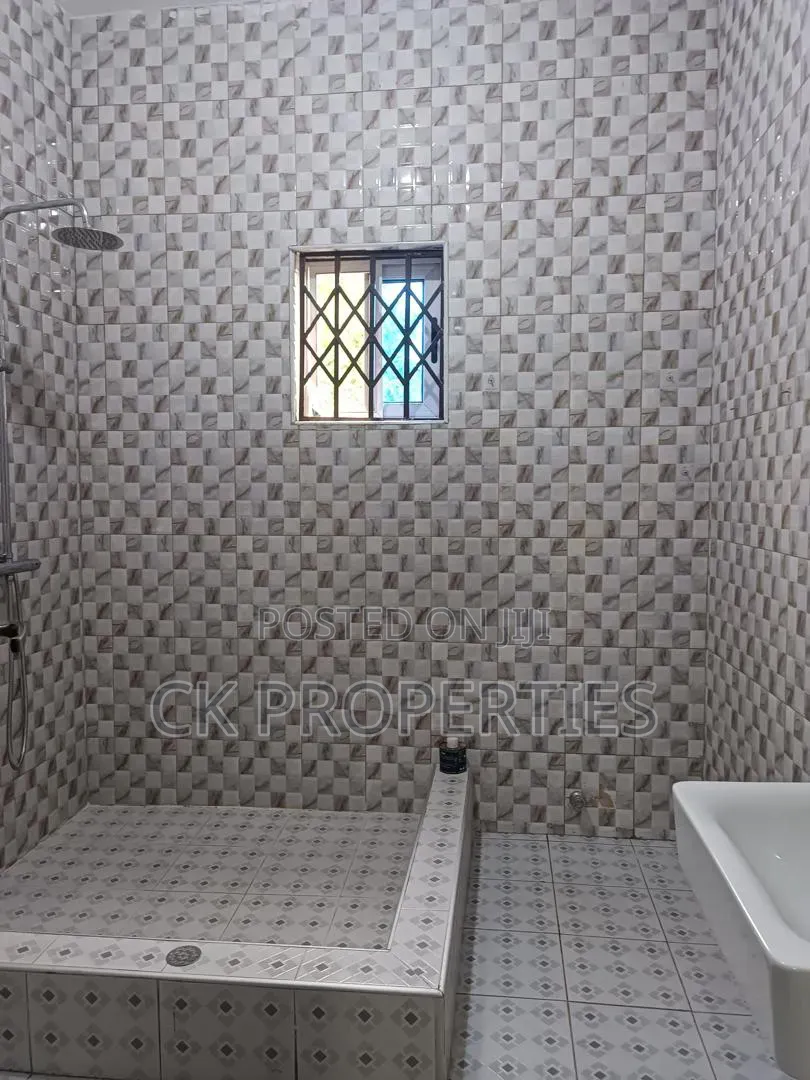 2bdrm Apartment in Asore Junction for rent