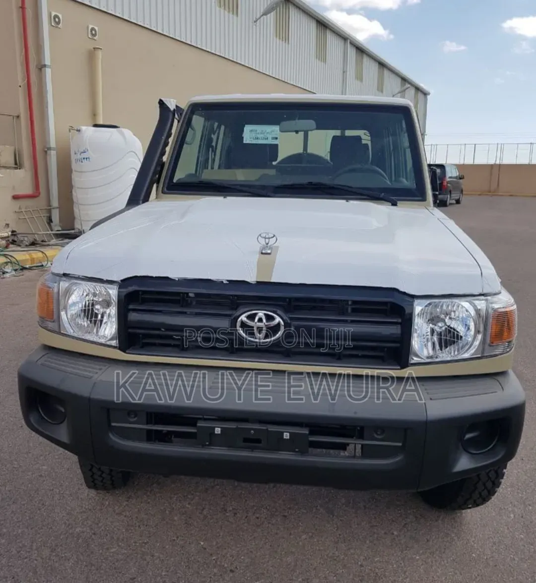 New Toyota Land Cruiser 2025 Gold