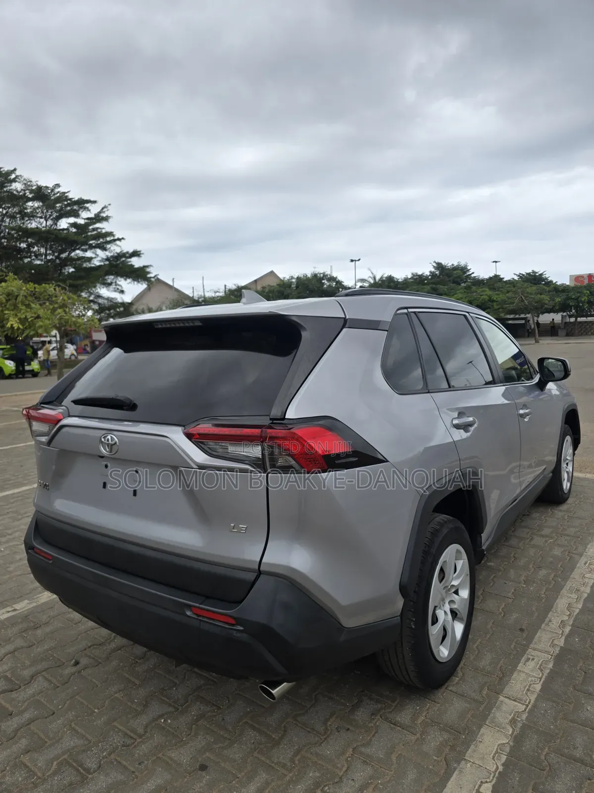 Toyota RAV4 LE AWD 2020 Silver