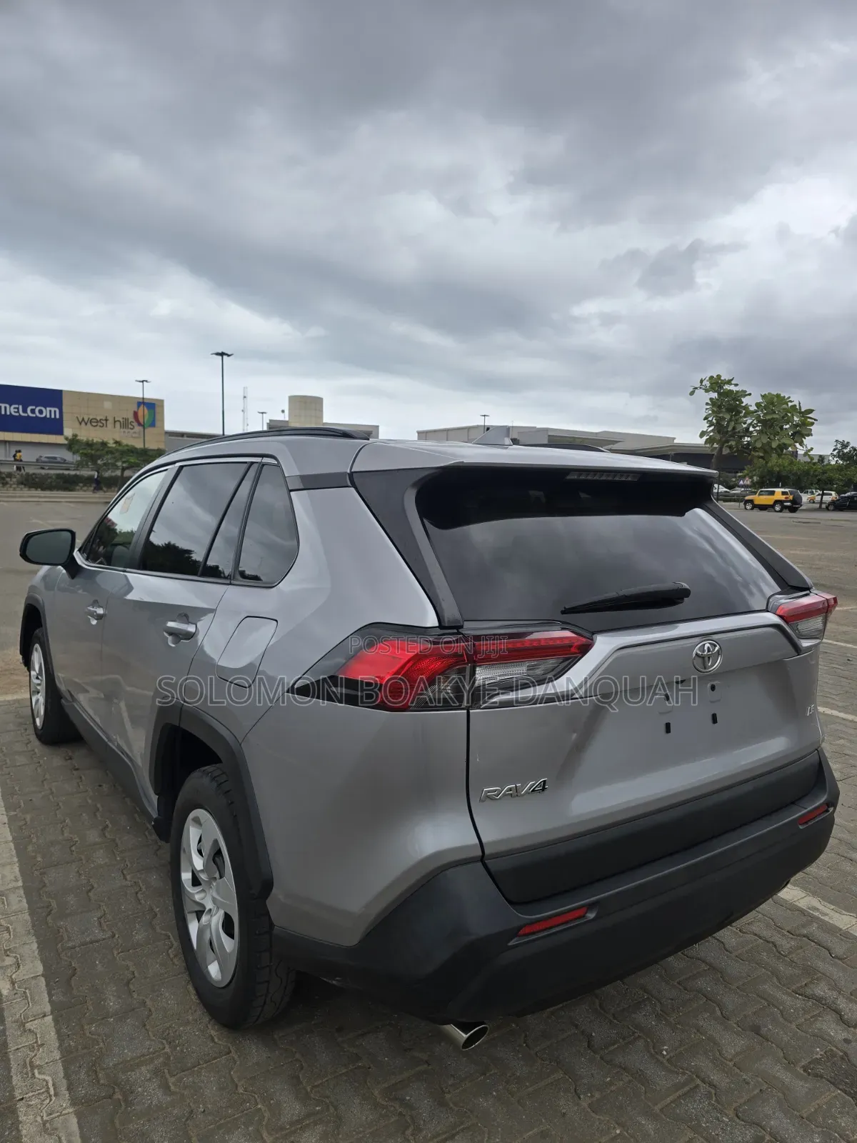 Toyota RAV4 LE AWD 2020 Silver