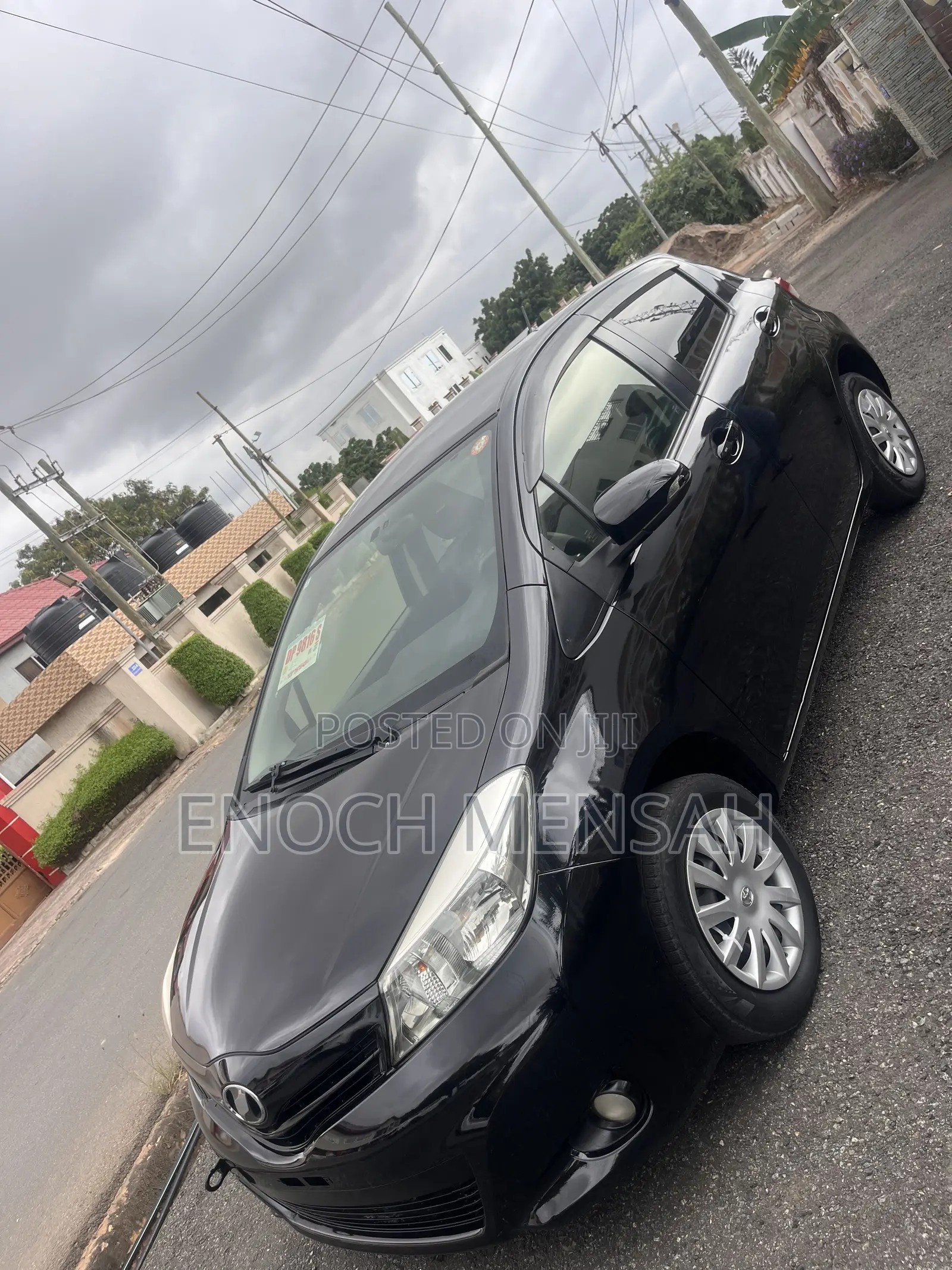 Toyota Vitz 1.3 AWD 5dr 2014 Black