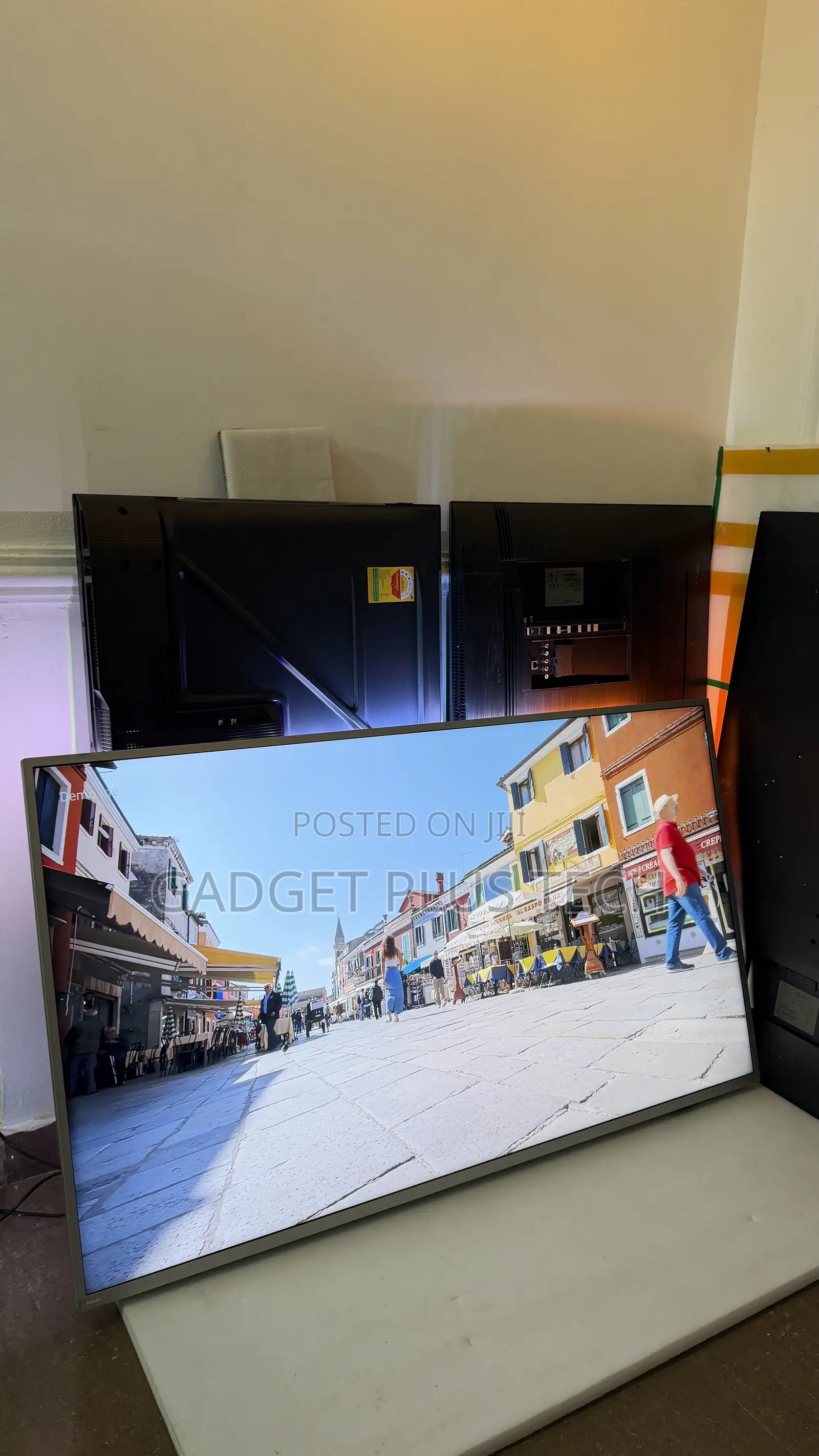58” Philips 4K Andriod TV (Barely Visible Line in the Screen)