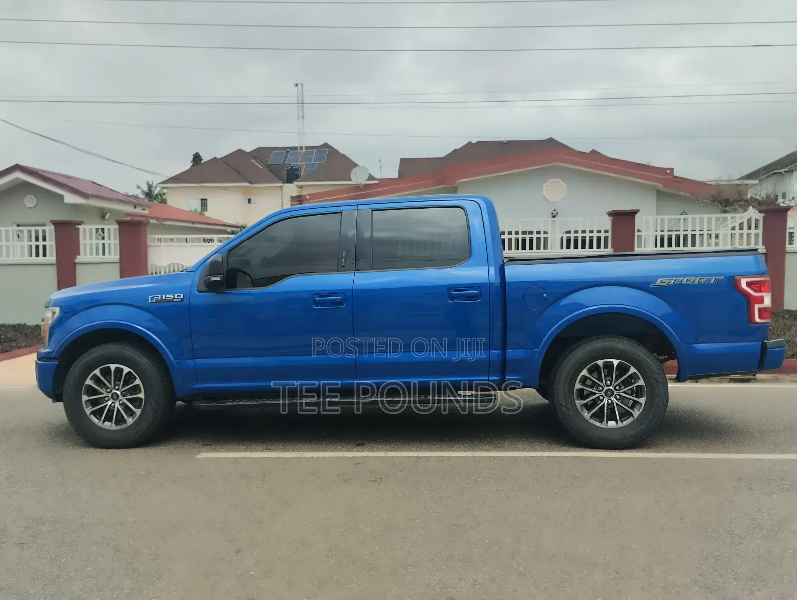 Ford F-150 2021 Blue