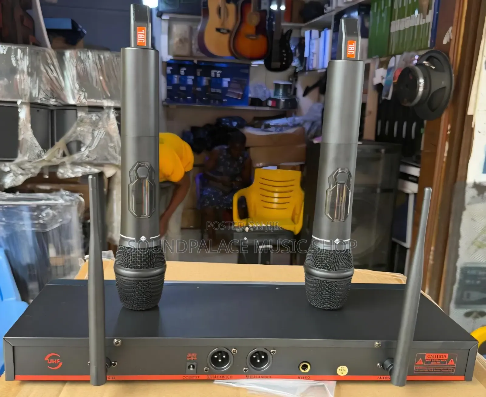JBL KMC8 2in1 Wireless Microphone
