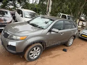 Kia Sorento 2013 Gray