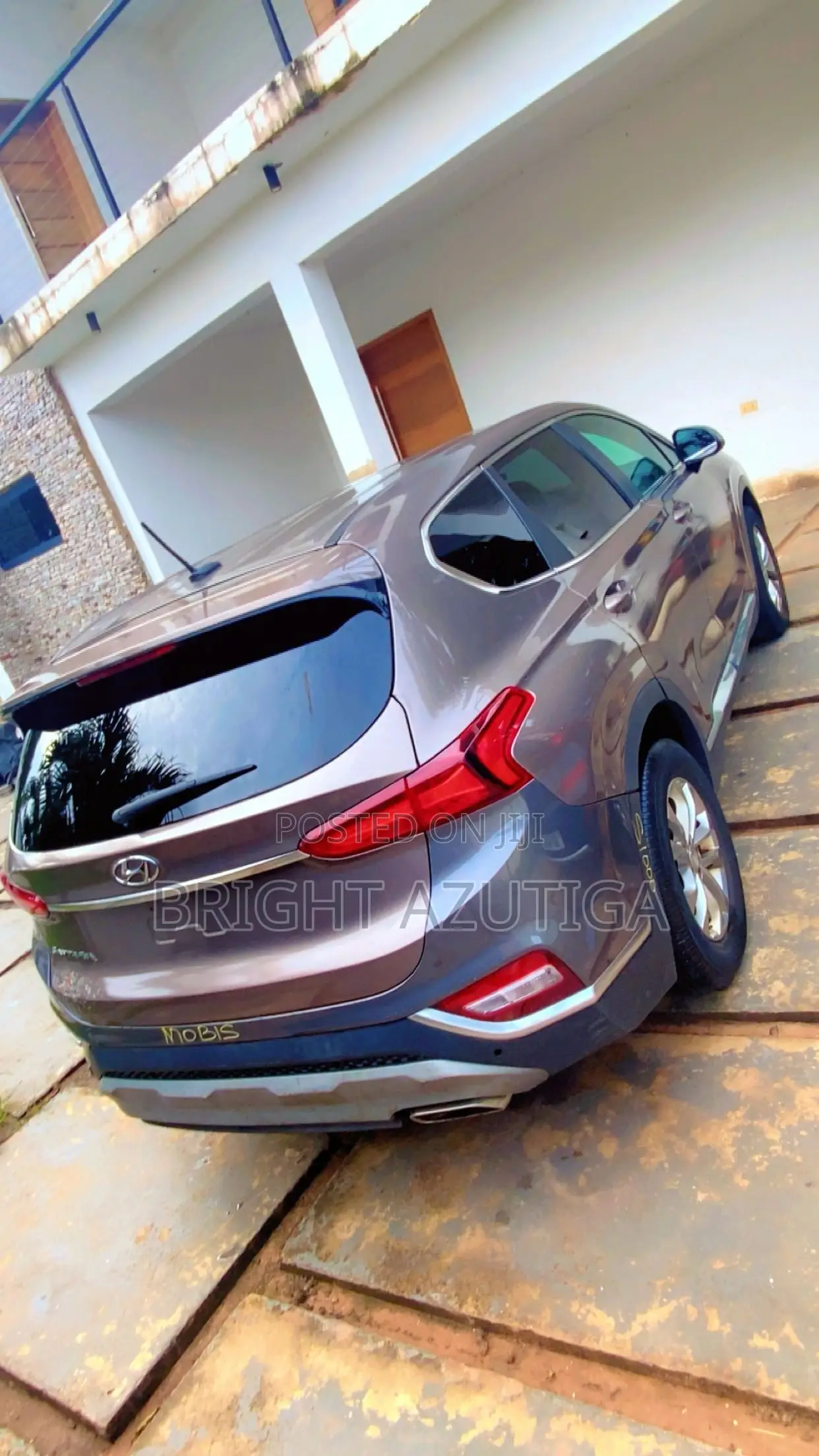 Hyundai Santa Fe 2019 Gold