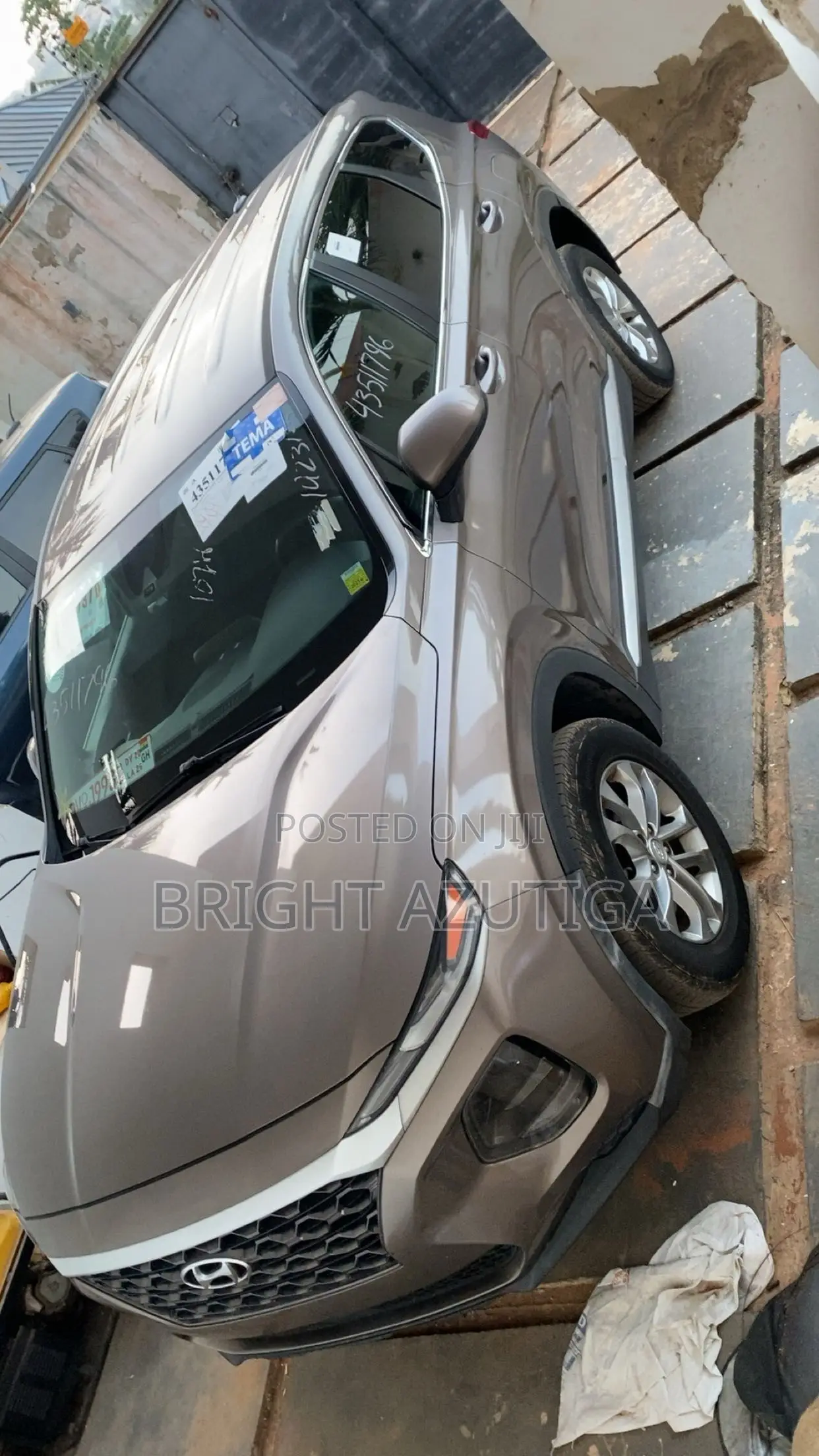 Hyundai Santa Fe 2019 Gold