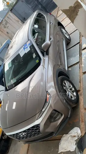Hyundai Santa Fe 2019 Gold