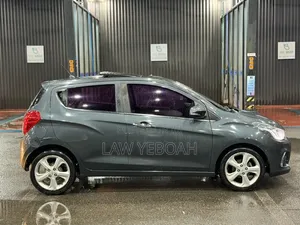 Chevrolet Spark 2016 Gray