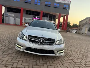 Mercedes-Benz C250 2014 Silver
