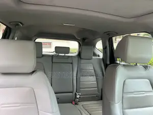 Honda CR-V Touring AWD 2018 Pearl