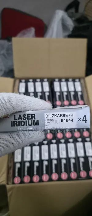 Original NGK DILZKAR8E7H/DILZKAR7E7H 90919-A1008 Spark Plugs