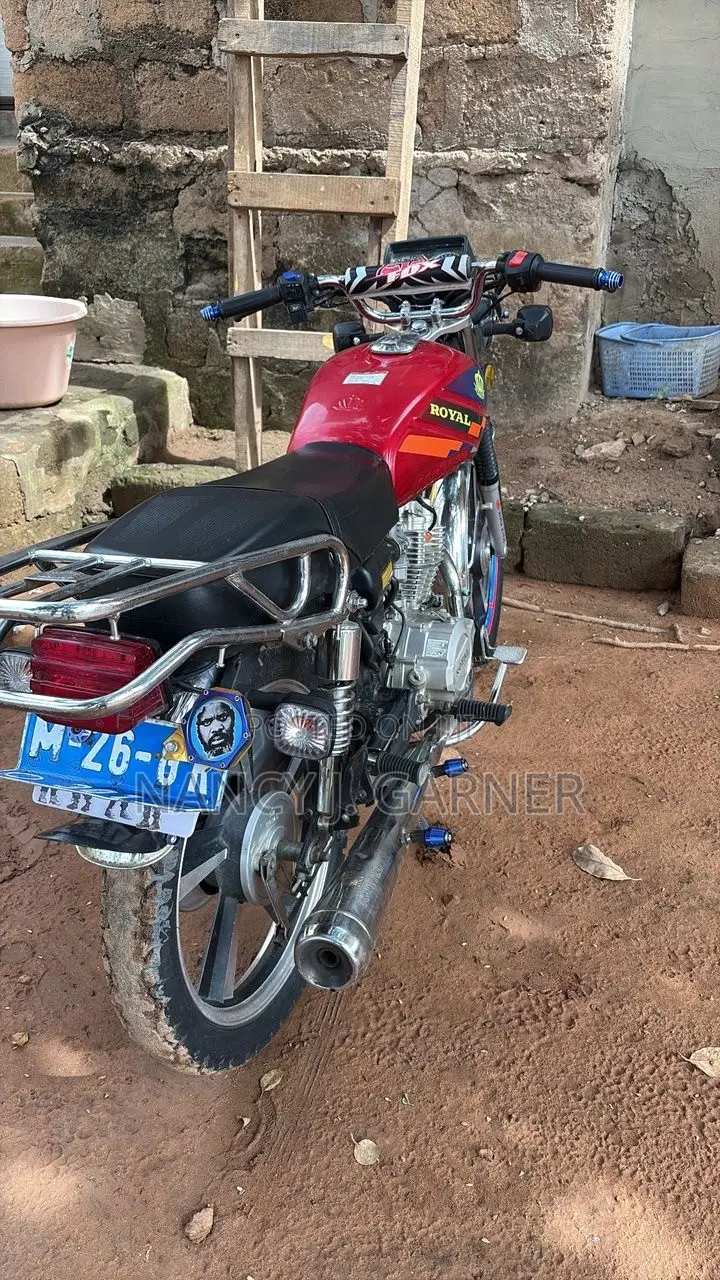 Royal RY125 2026 Red