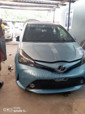Toyota Vitz 2015 Blue