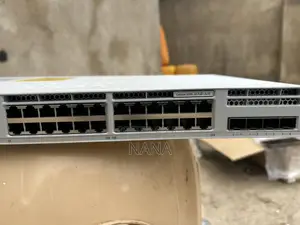 Cisco Catalyst 9200L 24-Port Poe+4x1g