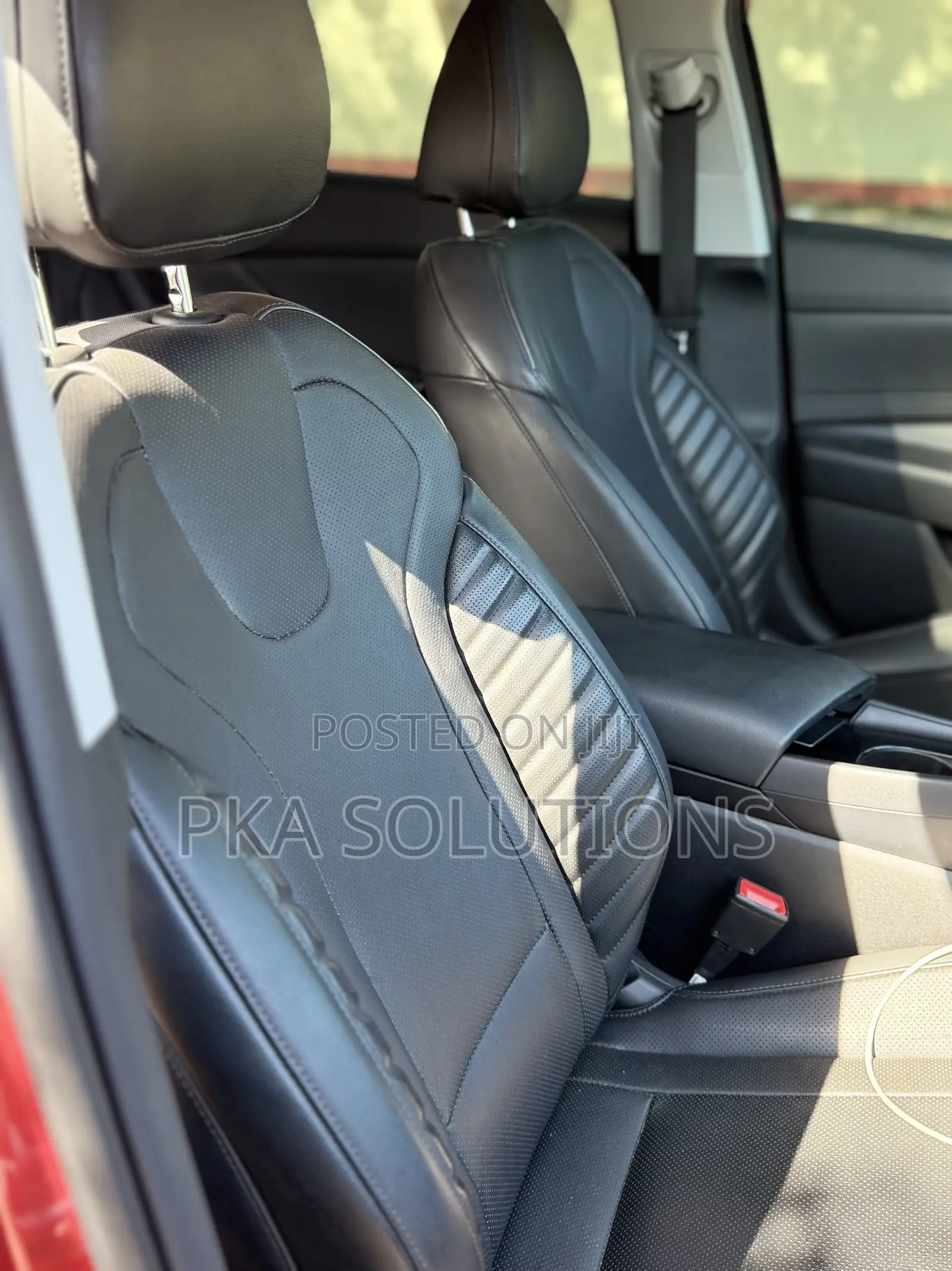 Hyundai Elantra Limited 2023 Red