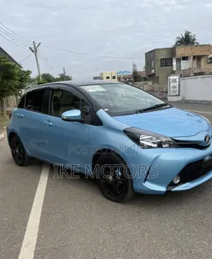 Toyota Vitz 1.3 AWD 3dr 2016 Blue