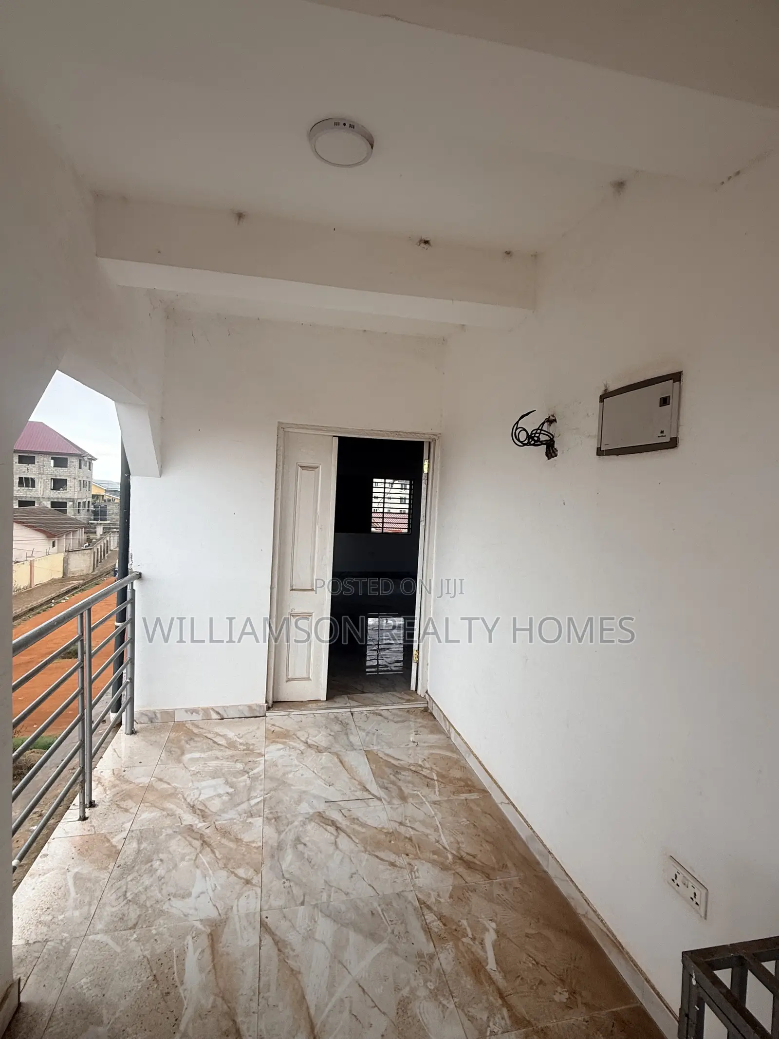 2bdrm Apartment in Baatsonaa Total Area, Spintex for rent