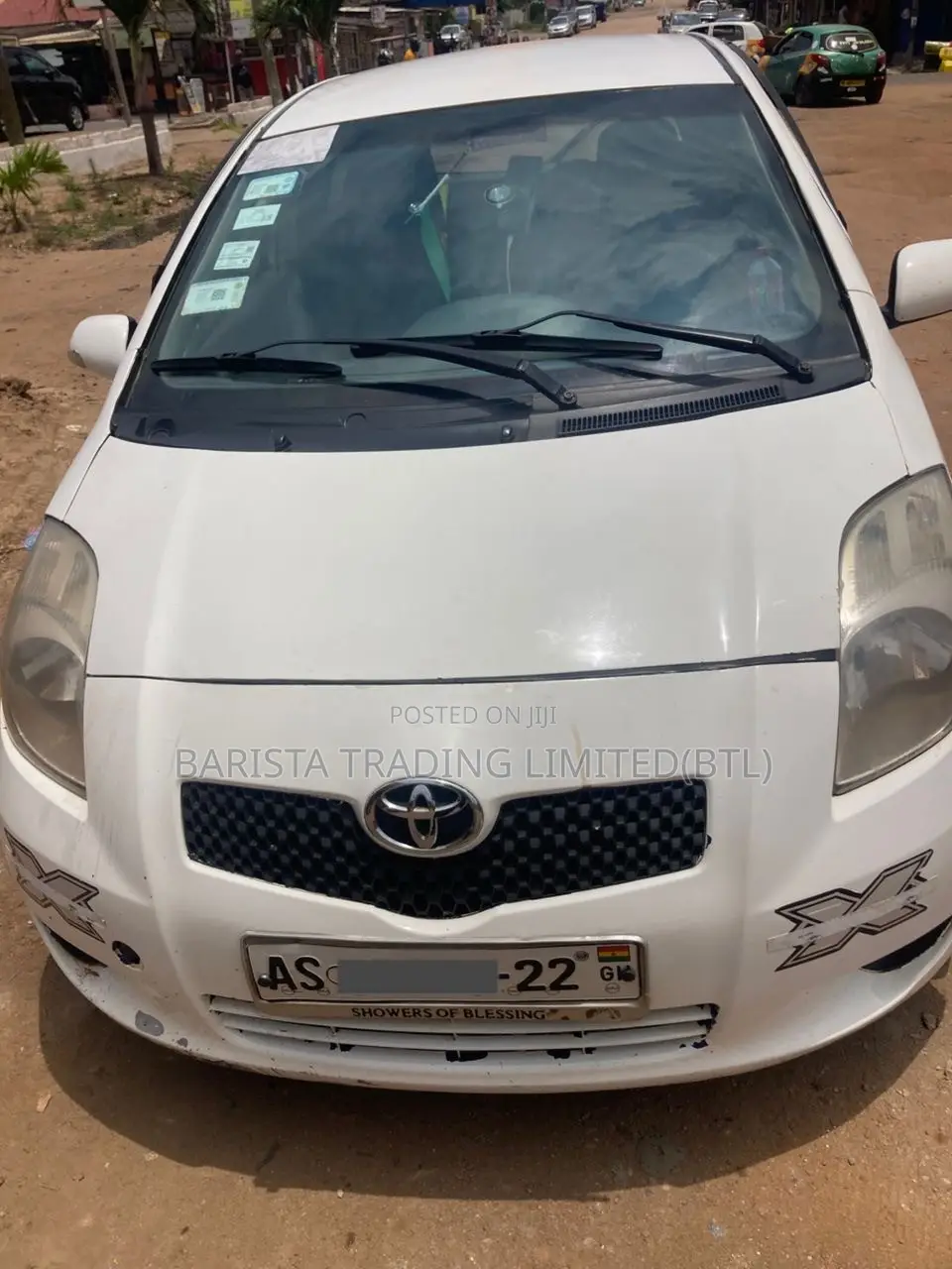 Toyota Vitz 1.3 AWD 5dr 2010 White