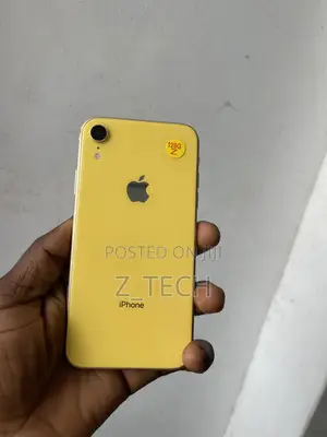 New Apple iPhone XR 128 GB Yellow