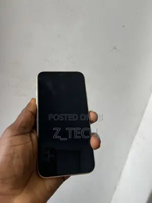 New Apple iPhone XR 128 GB Yellow