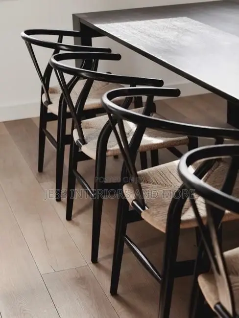 Dining Chair (Wishbone Chair)