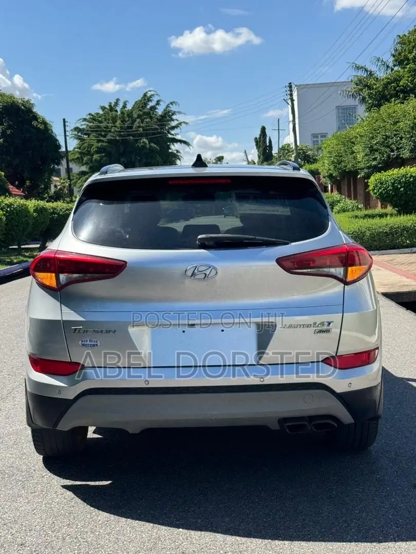 Hyundai Tucson Limited AWD 2017 Gray