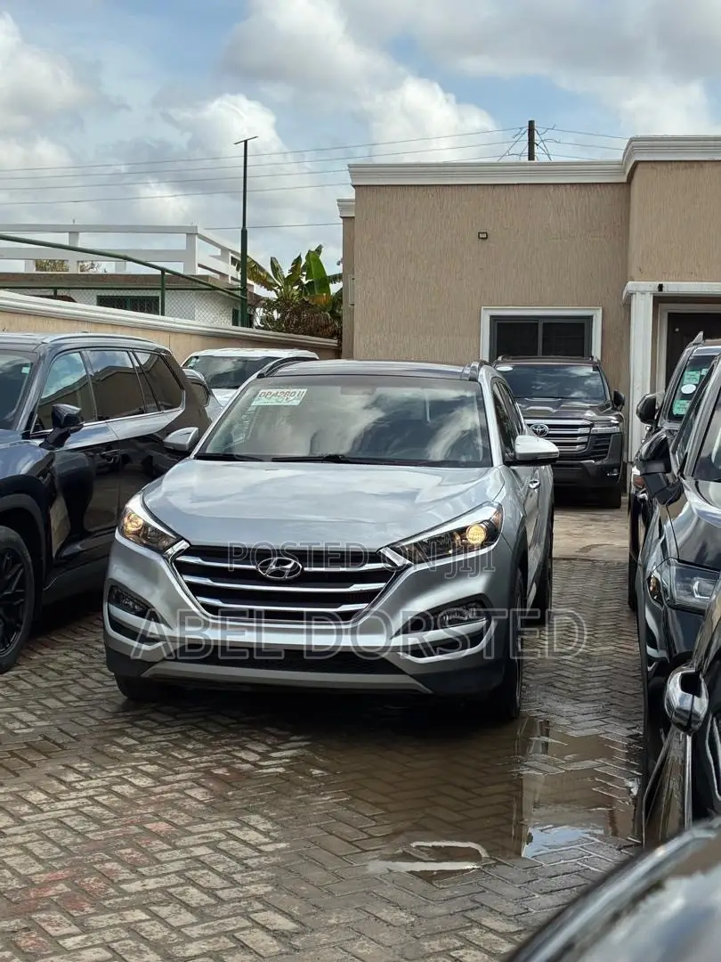 Hyundai Tucson Limited AWD 2017 Gray