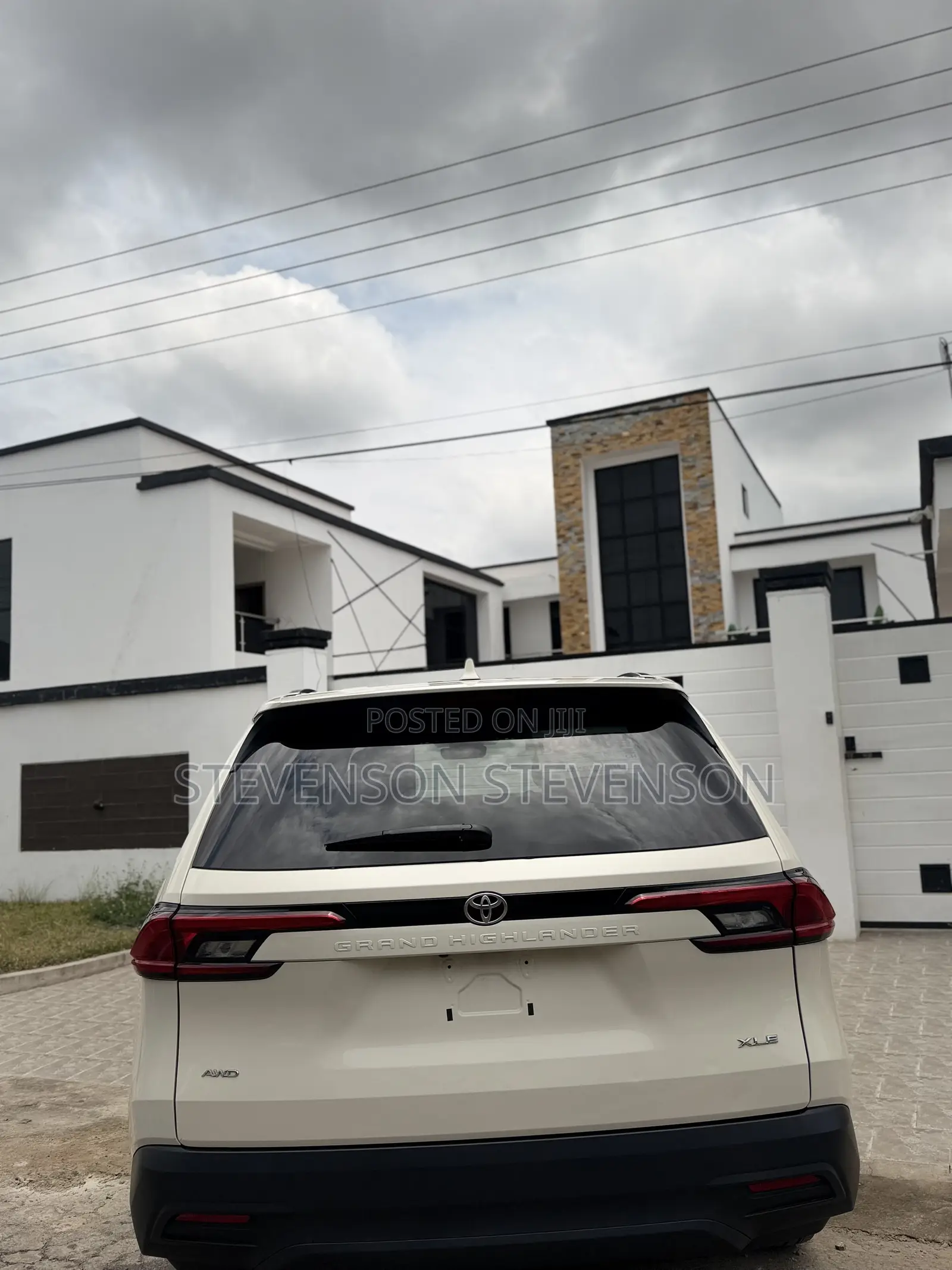Toyota Highlander XLE AWD 2024 White