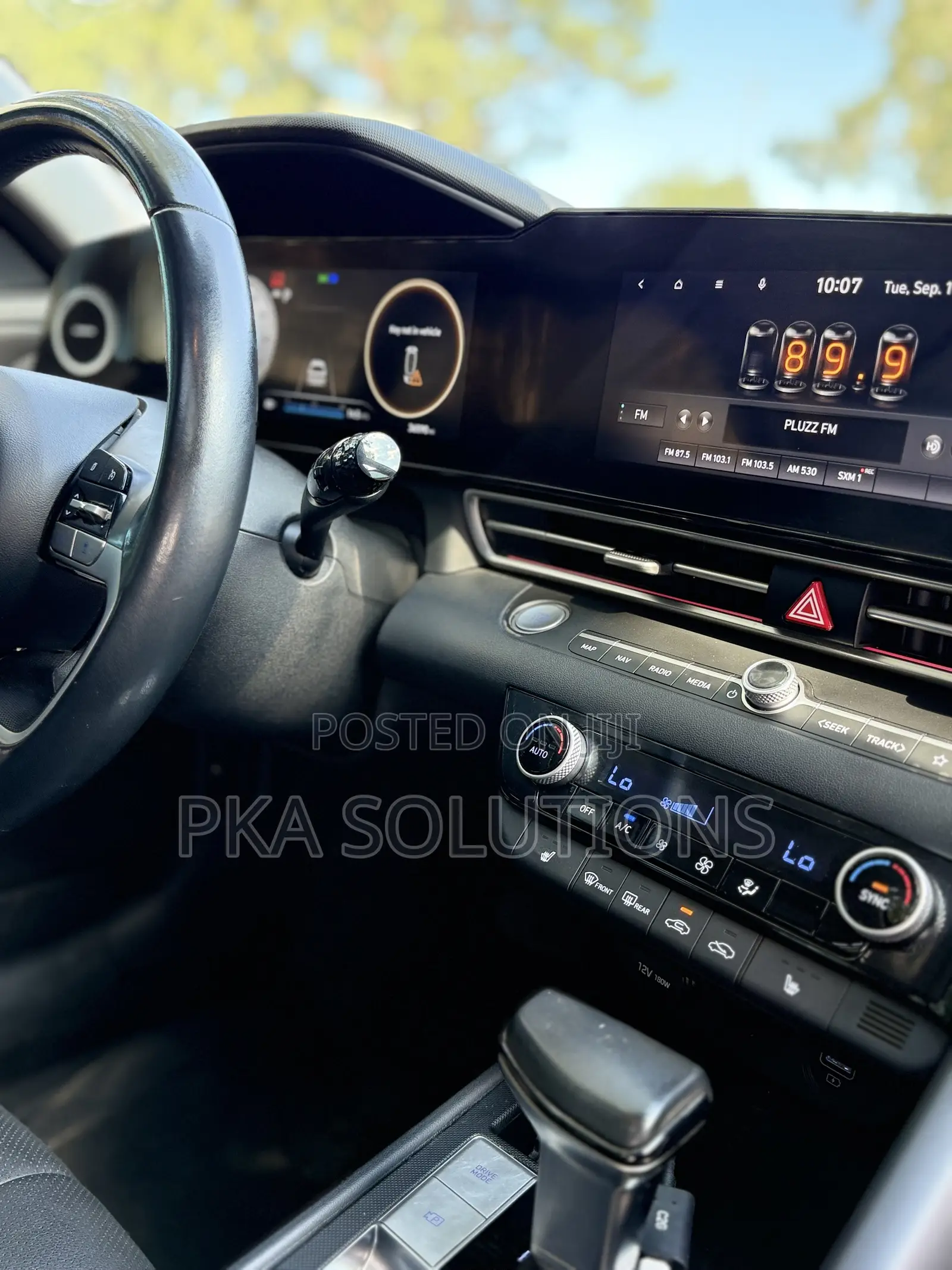 Hyundai Elantra Limited 2023 Red