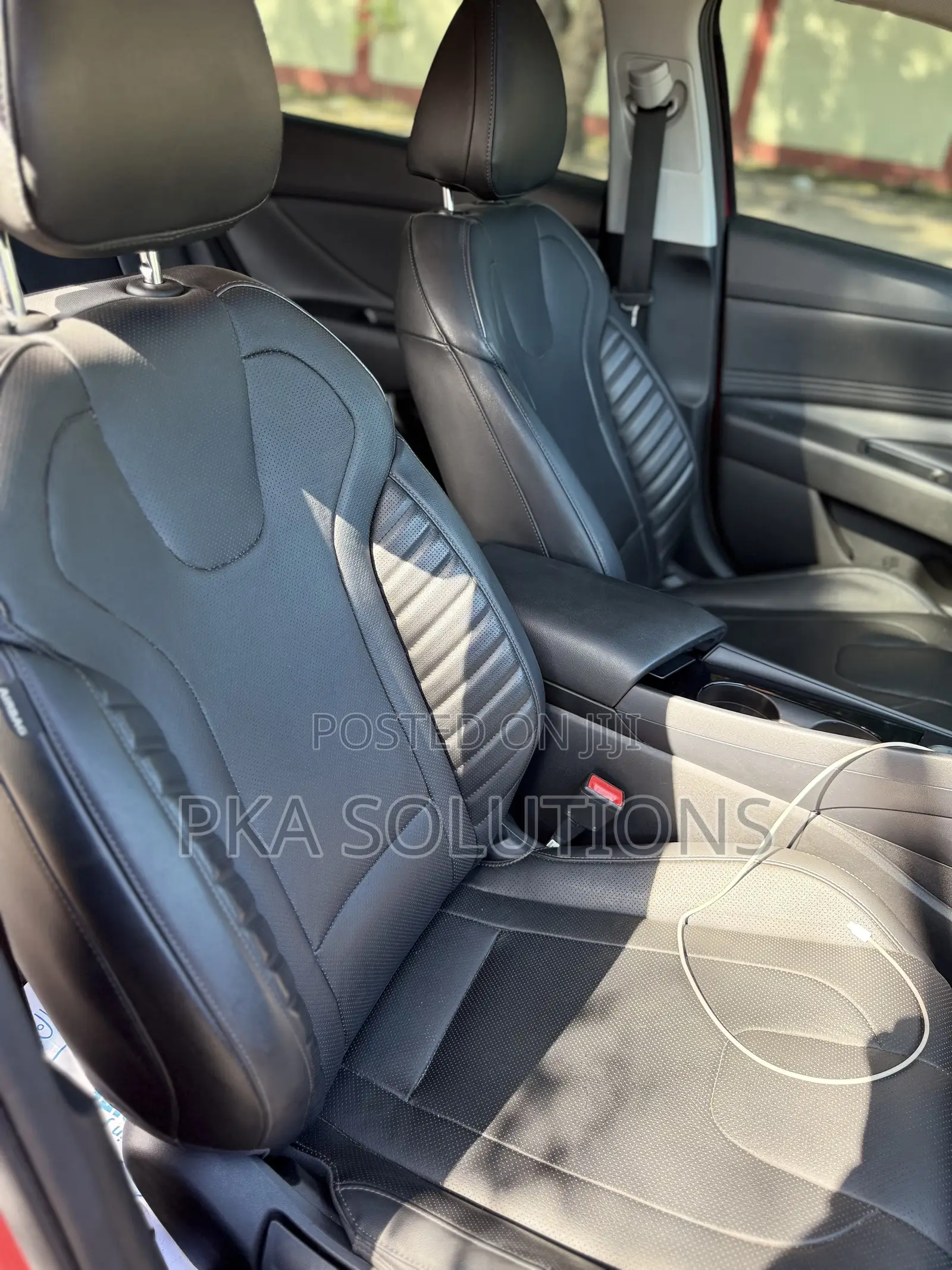 Hyundai Elantra Limited 2023 Red